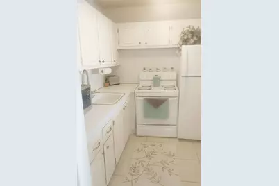 361 Windsor, West Palm Beach, FL 33417 - Photo 7