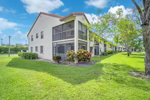 201 Republic Ct, Deerfield Beach, FL 33442 - Photo 23