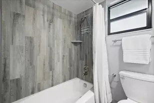 11863 Wimbledon Circle, Wellington, FL 33414 - Photo 5