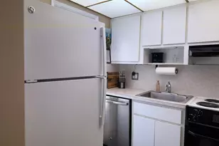 2050 NE 39th Street NE, Lighthouse Point, FL 33064 - Photo 27