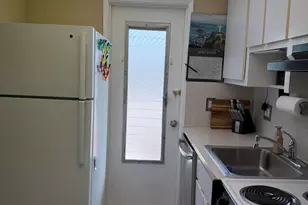 2050 NE 39th Street NE, Lighthouse Point, FL 33064 - Photo 59