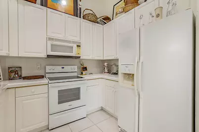 2568 Sandy Cay, West Palm Beach, FL 33411 - Photo 19