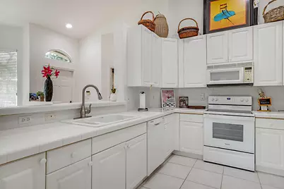 2568 Sandy Cay, West Palm Beach, FL 33411 - Photo 13