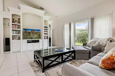 2568 Sandy Cay, West Palm Beach, FL 33411 - Photo 7