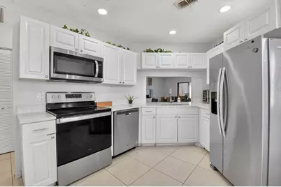 19881 Villa Medici Place, Boca Raton, FL 33434 - Photo 13