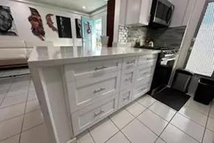 1004 Pennsylvania Ave, Miami Beach, FL 33139 - Photo 15