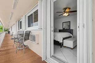 900 SW 10th Terrace, Hallandale Beach, FL 33009 - Photo 31