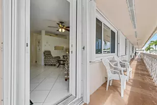 900 SW 10th Terrace, Hallandale Beach, FL 33009 - Photo 7