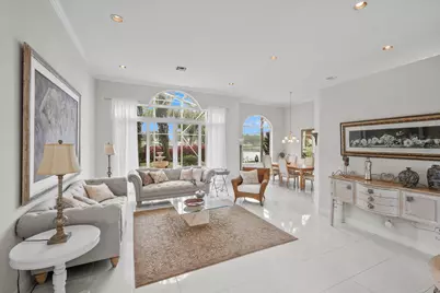 10802 Greenbriar Villa Drive, Wellington, FL 33449 - Photo 13