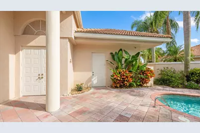 10802 Greenbriar Villa Drive, Wellington, FL 33449 - Photo 9