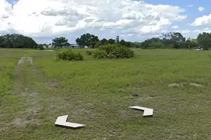 3035 NW Beechwood Circle NW, Labelle, FL 33935 - Photo 5