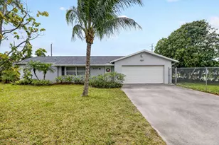 3120 Seagrape Rd, Lake Worth, FL 33462 - Photo 5