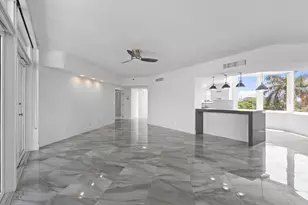 300 SE 5th Ave, Boca Raton, FL 33432 - Photo 9