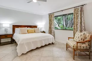 824 Club Dr, Palm Beach Gardens, FL 33418 - Photo 3