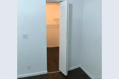 700 Village Green Court #302, Palm Springs, FL 33461 - Photo 5