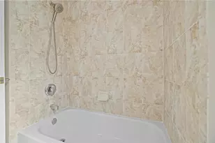 2001 SW Salvatierra Blvd, Port Saint Lucie, FL 34987 - Photo 23