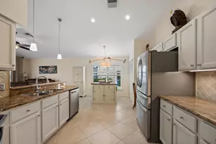 15802 Glen Willow Ln, Wellington, FL 33414 - Photo 23