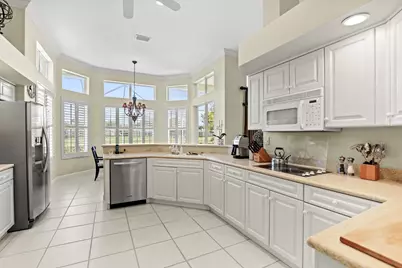 2225 SW Oakhill Way, Palm City, FL 34990 - Photo 7