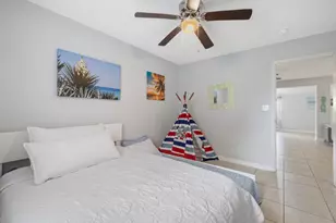 1310 4th Ct, Vero Beach, FL 32960 - Photo 15