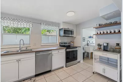 1310 4th Court, Vero Beach, FL 32960 - Photo 27