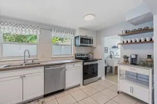 1310 4th Ct, Vero Beach, FL 32960 - Photo 27