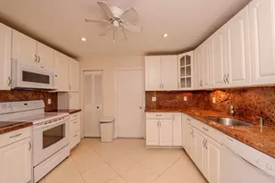 2107 Campanelli Blvd, Boynton Beach, FL 33426 - Photo 9