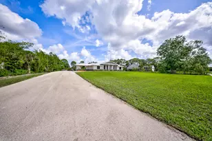 11165 Tangerine Blvd, West Palm Beach, FL 33412 - Photo 5