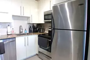 1830 Embassy Dr, West Palm Beach, FL 33401 - Photo 9