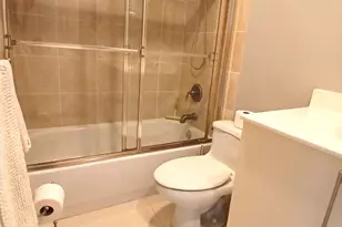 1830 Embassy Dr, West Palm Beach, FL 33401 - Photo 15