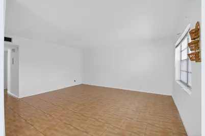 421 Piedmont #I, Delray Beach, FL 33484 - Photo 5