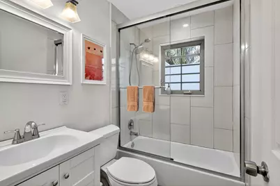 153 SE 30th Avenue, Boynton Beach, FL 33435 - Photo 17