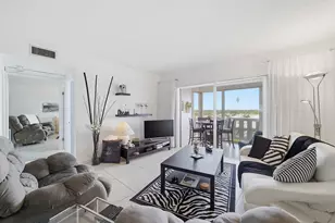 4330 Hillcrest Dr, Hollywood, FL 33021 - Photo 11