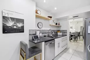 4330 Hillcrest Dr, Hollywood, FL 33021 - Photo 7