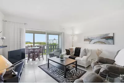 4330 Hillcrest Drive #804, Hollywood, FL 33021 - Photo 9