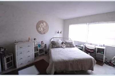 460 Paradise Isle Boulevard #203, Hallandale Beach, FL 33009 - Photo 11