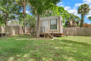 390 Baysinger Ave, Fort Pierce, FL 34982 - Photo 15