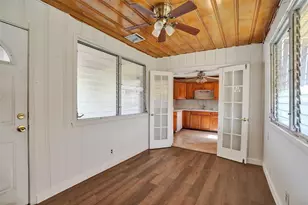 1560 NE 31st Ct, Pompano Beach, FL 33064 - Photo 11