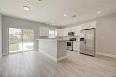 105 S D Street, Lake Worth, FL 33460 - Photo 5