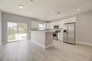 105 S D St, Lake Worth, FL 33460 - Photo 5