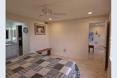 9501 Sunrise Lakes Boulevard #305, Sunrise, FL 33322 - Photo 17