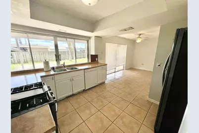 8900 NW 26th Street, Sunrise, FL 33322 - Photo 5