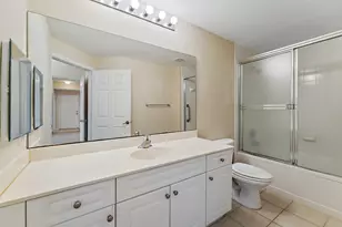 2807 Veronia Dr, Palm Beach Gardens, FL 33410 - Photo 23