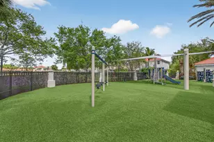 12054 Aviles Cir, Palm Beach Gardens, FL 33418 - Photo 55