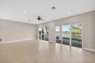 12054 Aviles Cir, Palm Beach Gardens, FL 33418 - Photo 7