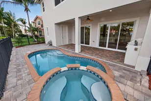 12054 Aviles Cir, Palm Beach Gardens, FL 33418 - Photo 39