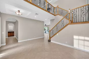 12054 Aviles Cir, Palm Beach Gardens, FL 33418 - Photo 3