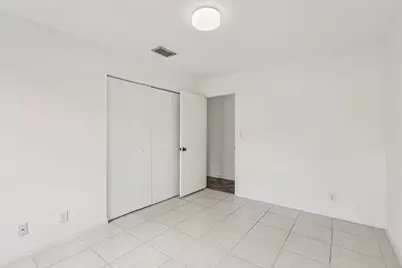 17679 Woodview Terrace, Boca Raton, FL 33487 - Photo 33