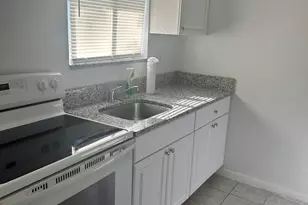 6054 Forest Hill Blvd, West Palm Beach, FL 33415 - Photo 9