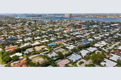 1205 Dolphin Road, Singer Island, FL 33404 - Photo 23