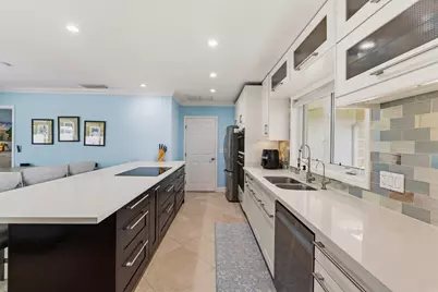 1205 Dolphin Road, Singer Island, FL 33404 - Photo 9